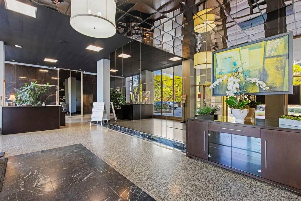 2208-Top Flr-Work/Game Sta-600 Mb-1 Free Park-King Atlanta Exterior photo